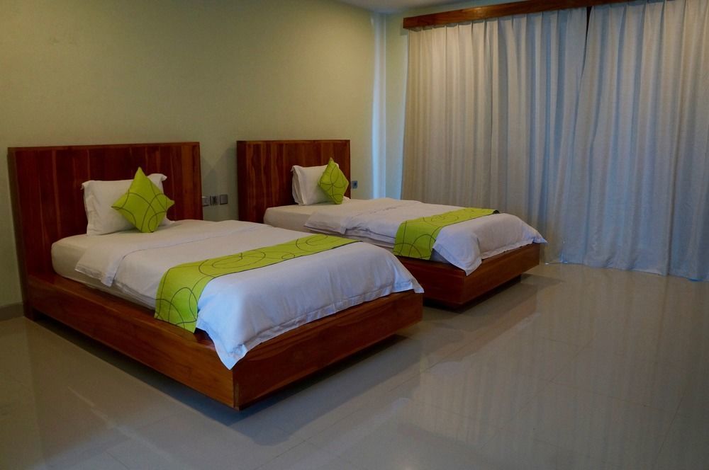 Villa Mata'Ano Mangsit Luaran gambar