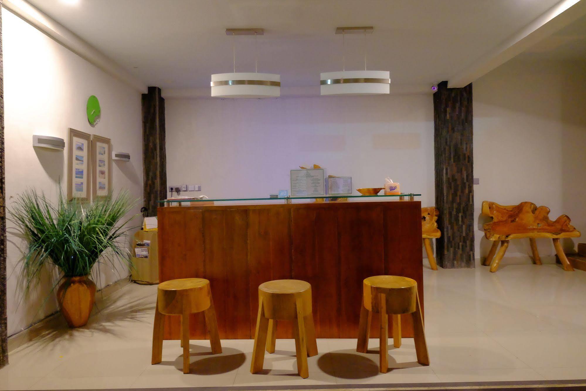 Villa Mata'Ano Mangsit Luaran gambar
